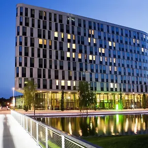4* מלון Courtyard By Marriott Prater/messe